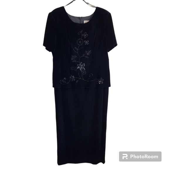 VTG R&M Richards Floral Embroidered Top Black Velvet Long Maxi Dress Womens 14 - Picture 1 of 5